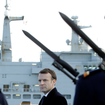 Fransa'da Macron'a askerlerden e-muhtıra!