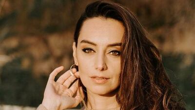 Türkü Akbayram kimdir?