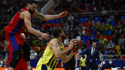 Fenerbahçe Beko 2-0 geriye düştü