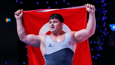 Rıza Kayaalp, 10. kez şampiyon!