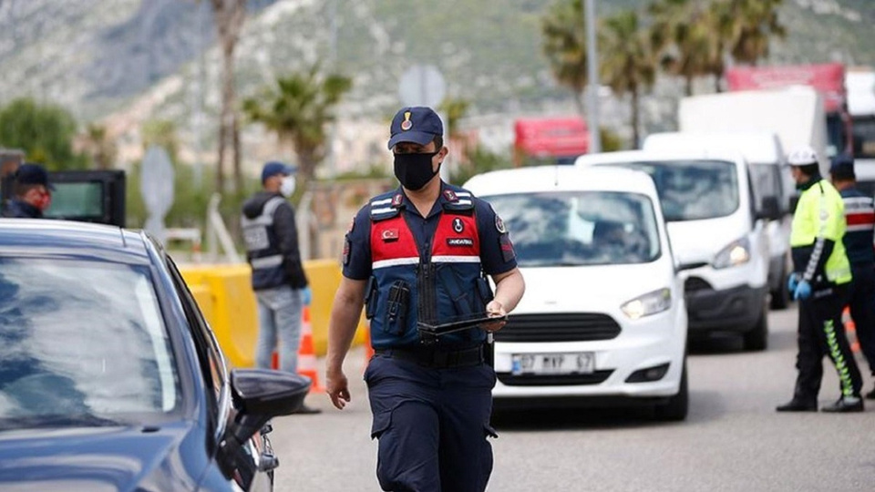 Şehirler arası seyahat yasağı var mı?