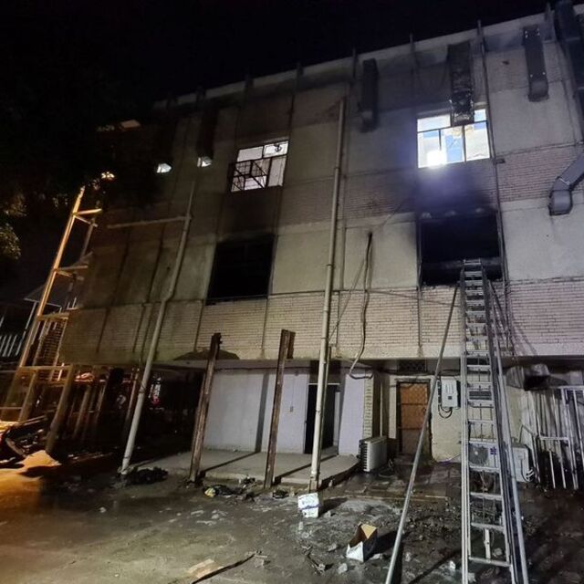 Bağdat'ta hastanede yangın: Çok sayıda ölü var!