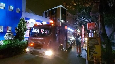 Pendik'te özel hastanede korkutan yangın