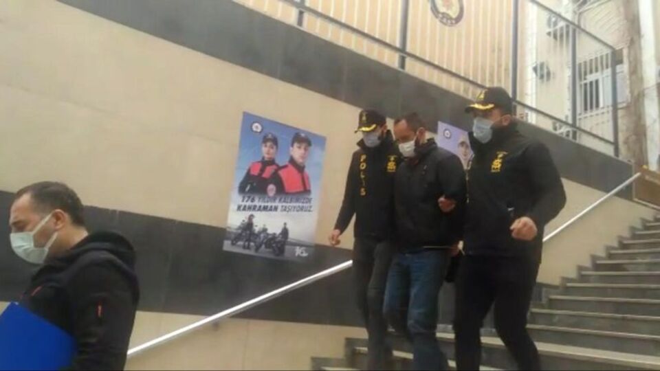 Milyonluk altını çaldı! Meksikalı soyguncu!