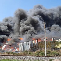 Geri dönüşüm fabrikası alevlere teslim!