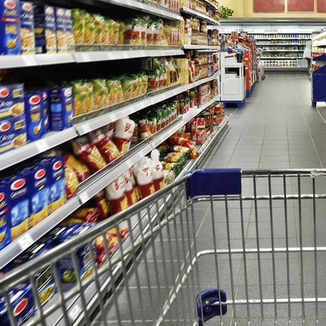 Markete gidecekler bu saatlere dikkat!