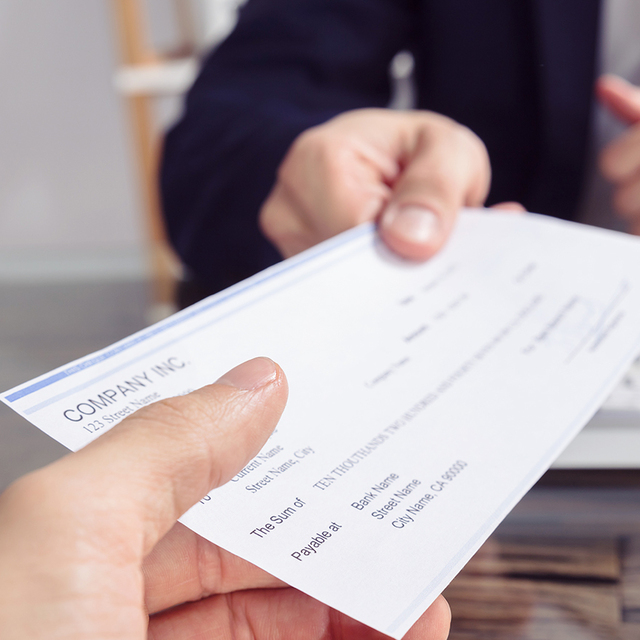 Bankalara ibraz edilen çek sayısı azaldı