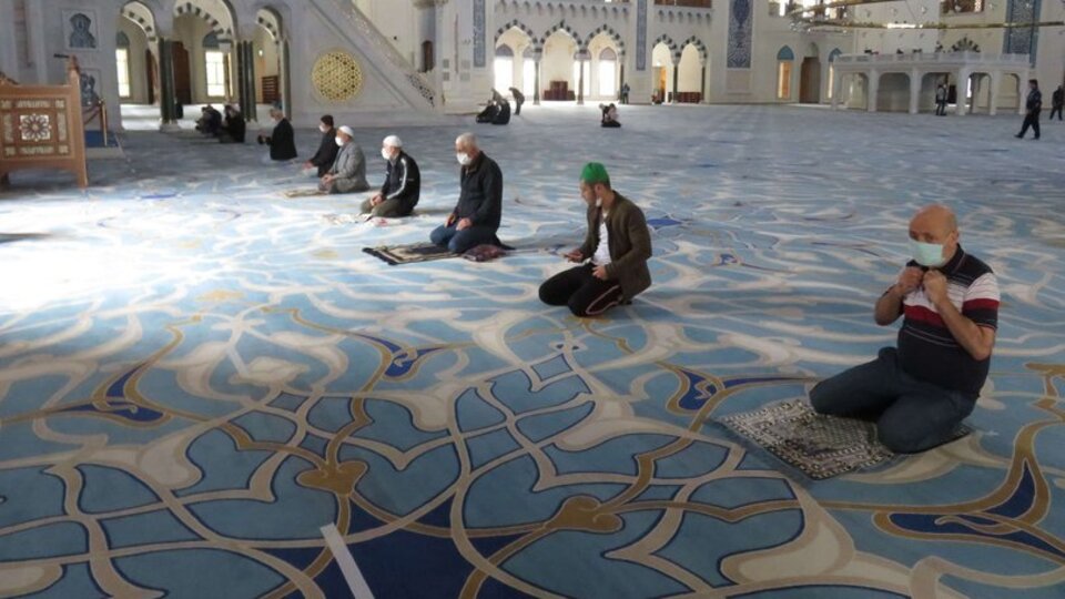 Bu hafta camiler açık mı?