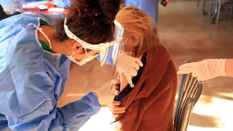 Covid-19 aşı randevusu nasıl alınır?