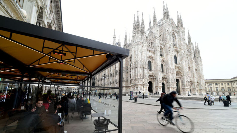 Pandeminin merkeziydi: 6 hafta sonra açıldı!