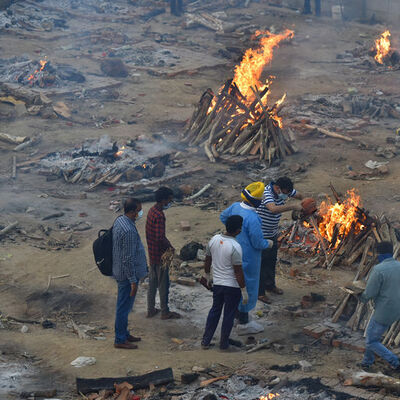 Hindistan Kovid-19'a teslim