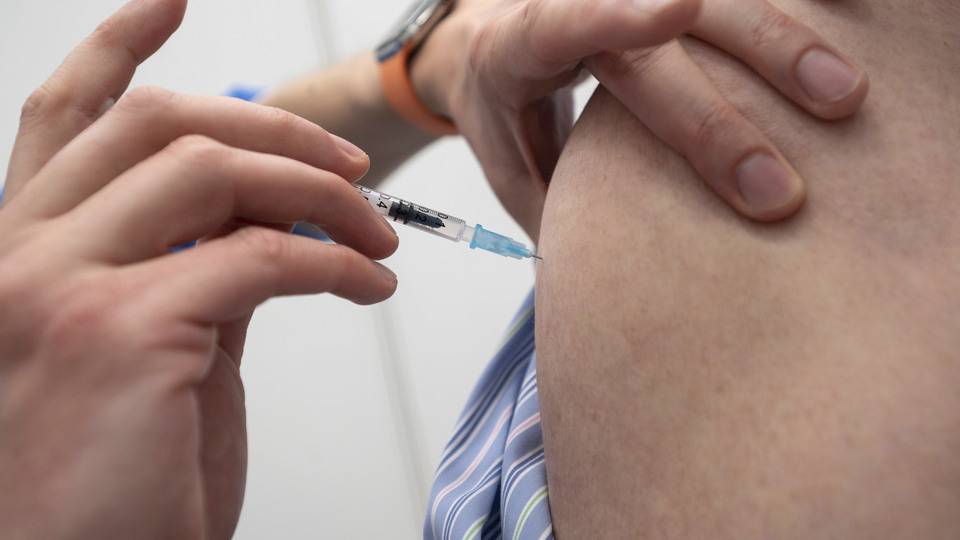 Yerli Covid-19 aşısında İngiliz mutantına karşı dublör virüsler