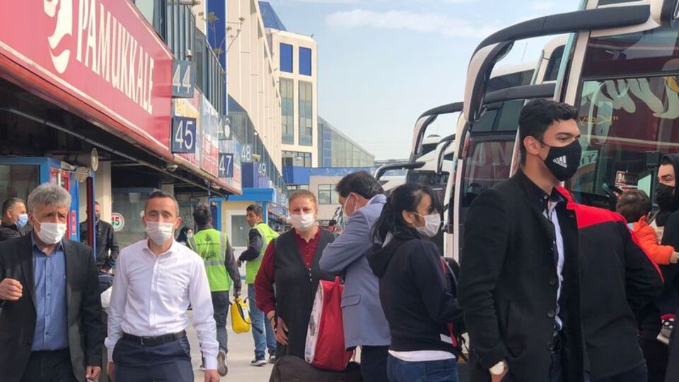 Ek seferler konuldu! Biletler tükendi! İstanbul'dan göç!