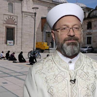 Tam kapanmada camiler açık olacak mı? Erbaş açıkladı