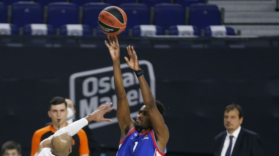 Anadolu Efes, Madrid'de kayıp!