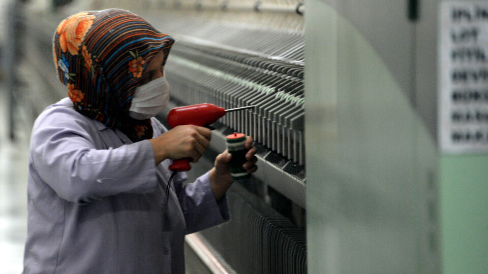 Tam kapanmada 16.3 milyon kişi mesaide