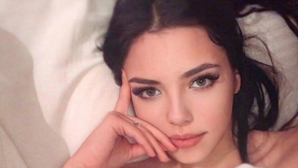 Aygün Aydın kimdir?