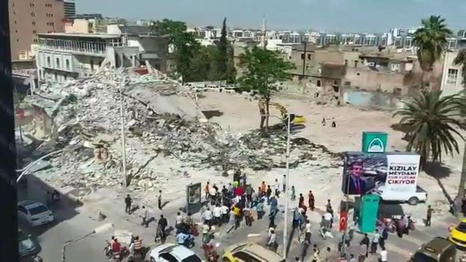 Toz ve gürültü kavgasında sopalar konuştu!