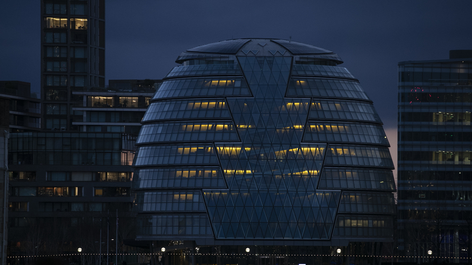 Londra seçimlere hazırlanıyor