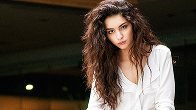 Melisa Aslı Pamuk kimdir?