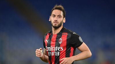Hakan Çalhanoğlu attı, Milan kazandı