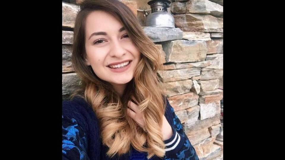 Esra öğretmenden acı haber!