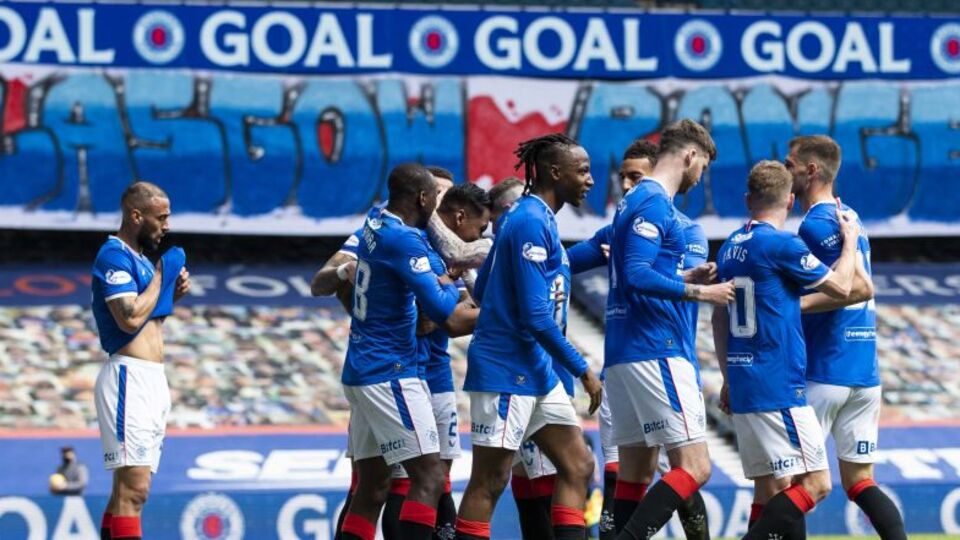 Rangers, Celtic'i 4'ledi!