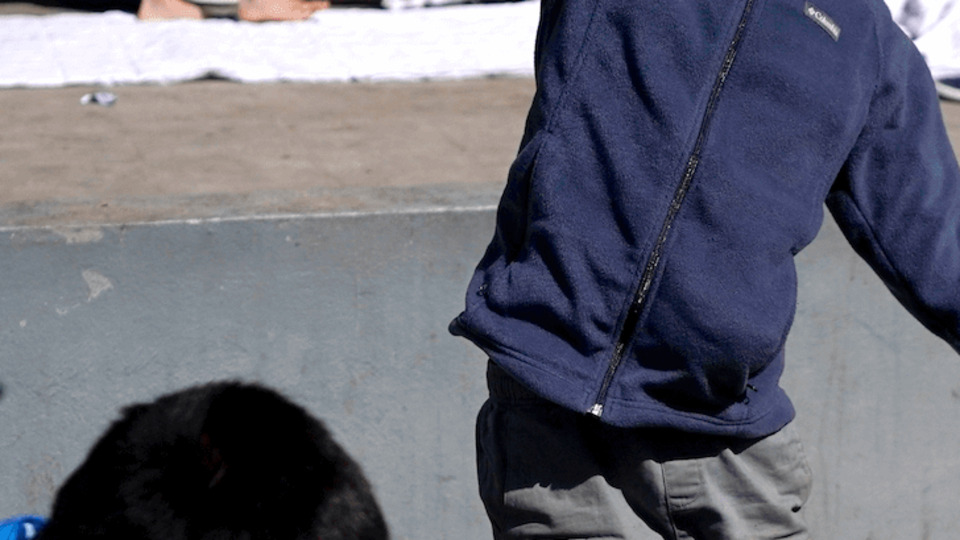 Biden yönetimi sınırda birbirinden ayrılan aileleri birleştirecek