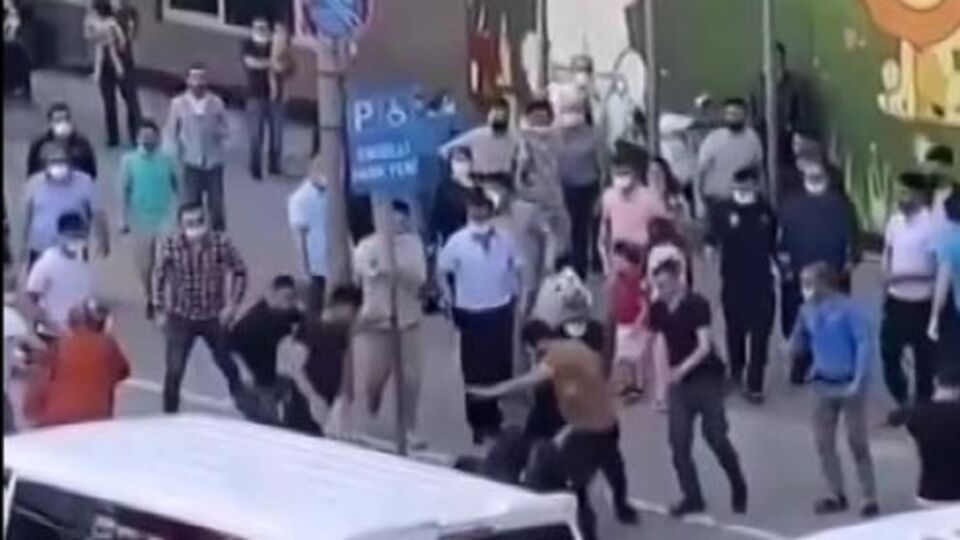 Görenler şok oldu! Taksici dehşeti!