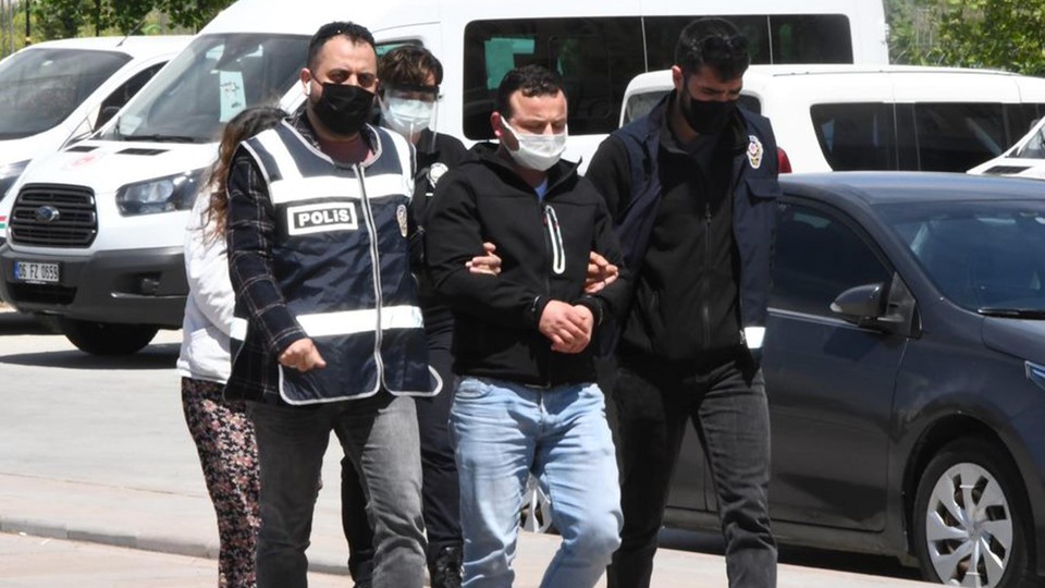 Korkunç cinayet! Babasını bıçakla katletti