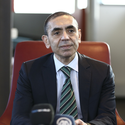 Uğur Şahin'den müjde! Daha uzun ömürlü Covid aşısı geliyor