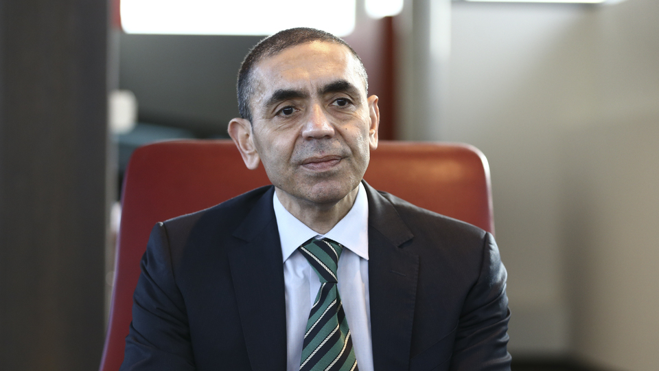 Uğur Şahin'den müjde! Daha uzun ömürlü Covid aşısı geliyor