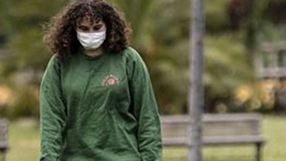 Tam kapanmada 20 yaş altı sokağa çıkabilir mi?