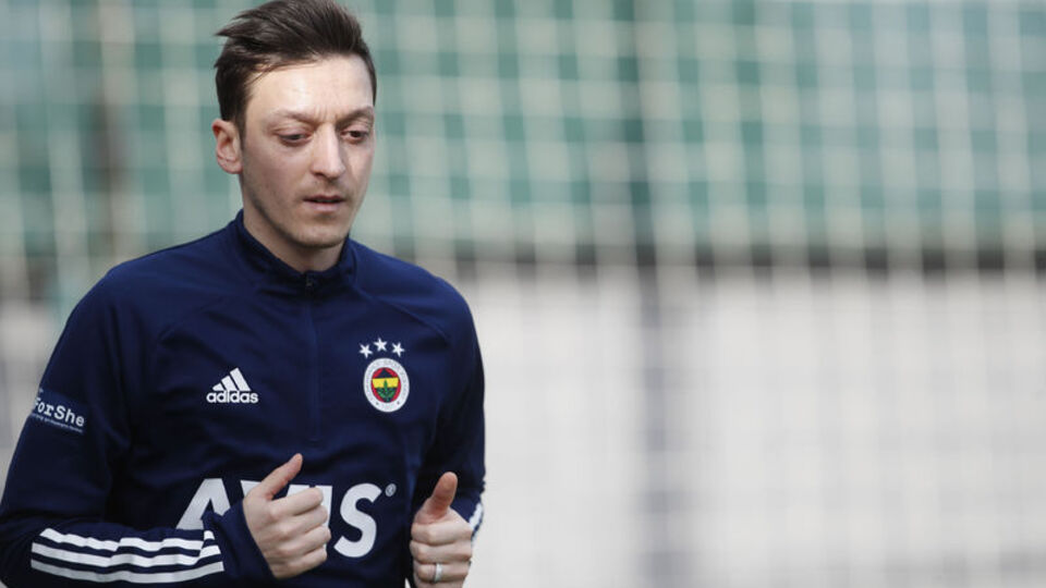 Mesut Özil'den Ramazan yardımı