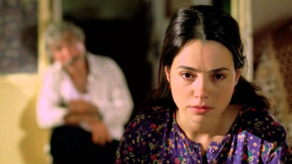 Beynelmilel oyuncuları ve konusu kimler?