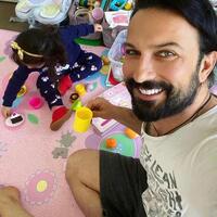 '5 çayına davet edildim'