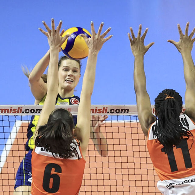 Fenerbahçe Opet'te ayrılık