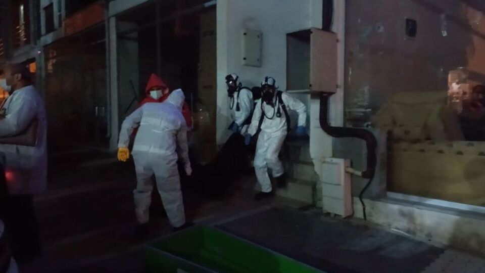 Apartmanda yayılan kötü koku cinayeti ortaya çıkarttı