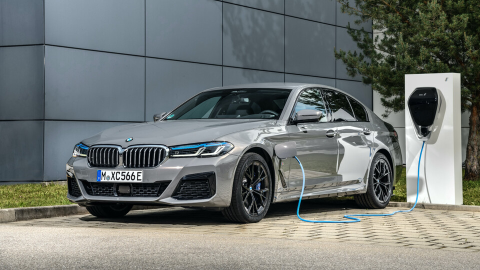 BMW'den Mayıs ayında yeni model atağı!