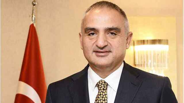 Mehmet Nuri Ersoy kimdir?