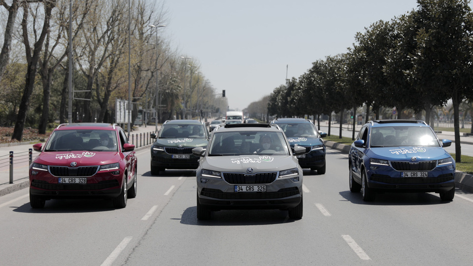 Kapanmada sokak hayvanlarını unutmadı