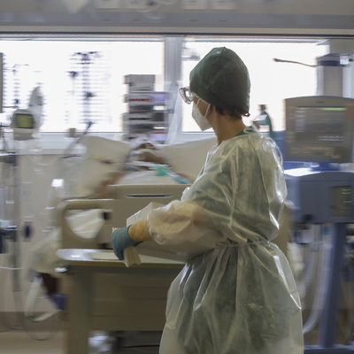 Oxford'un deneyi başlıyor! Koronayı geçirenler...