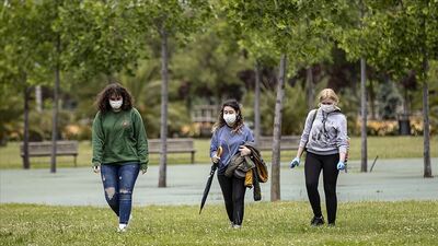 Tam kapanmada 20 yaş altı sokağa çıkabilir mi?