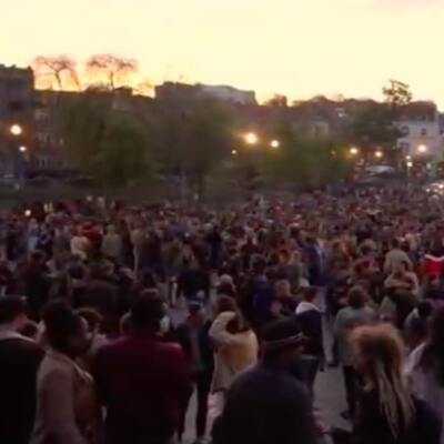 Belçika'da normalleşme kutlaması!