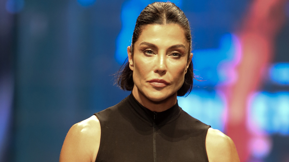 Deniz Akkaya'yı kızdıran soru