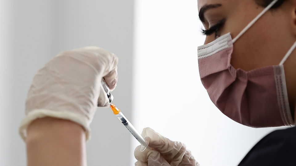 Tek bir doz bile ziyan olmasın diye insan transferi