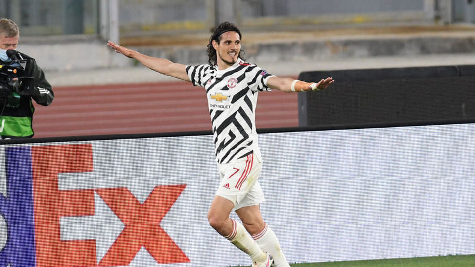 United, Cavani ile yeniledi