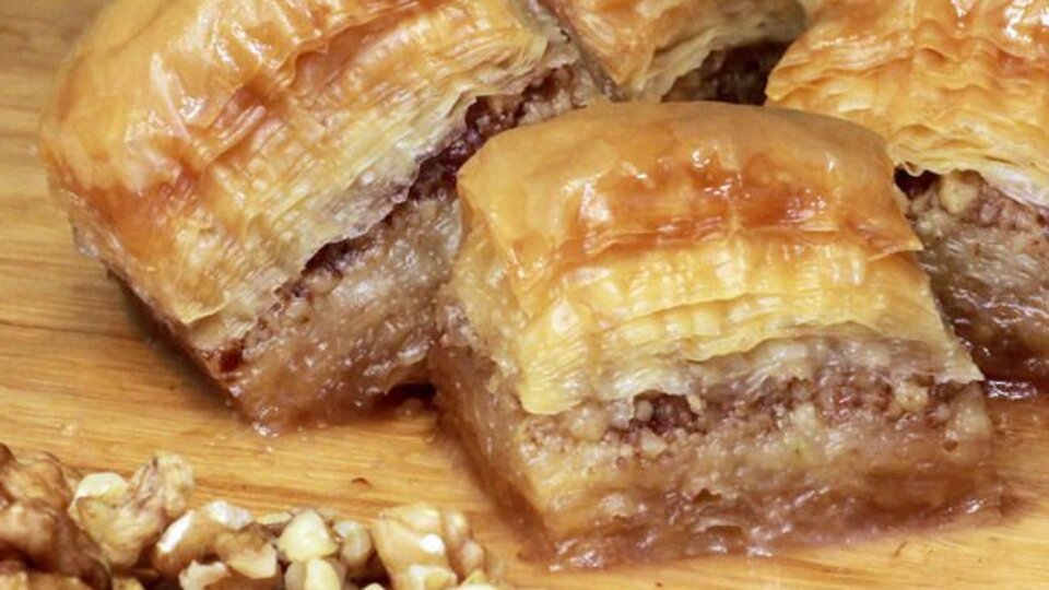 Bayram için pratik ev baklavası tarifi!