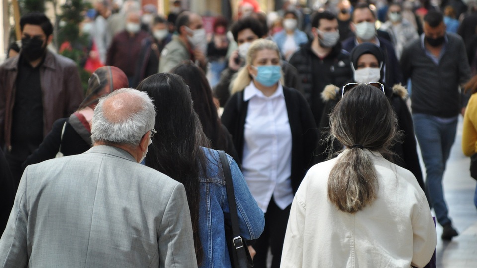 Prof. Dr. Enginyurt: Tam kapanma 19 Mayıs haftasına uzatılırsa yaza temiz girebiliriz