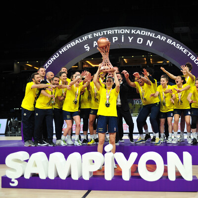 Potada şampiyon Fenerbahçe